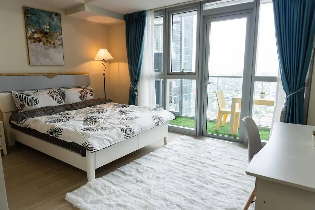 A2J Luxury 3Br Uptown Balcony Bgc Suite Near Mall Manila Philippines