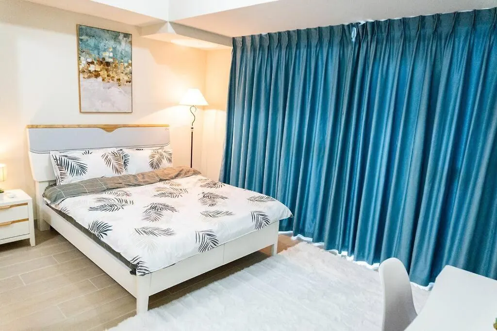 A2J Luxury 3Br Uptown Balcony Bgc Suite Near Mall Manila 0*,  Philippines