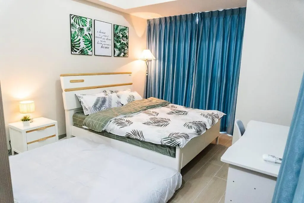 A2J Luxury 3Br Uptown Balcony Bgc Suite Near Mall Manila Apartment