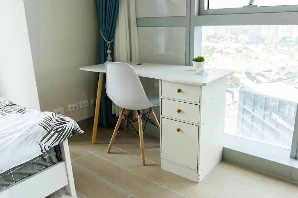 A2J Luxury 3Br Uptown Balcony Bgc Suite Near Mall Manila Apartment