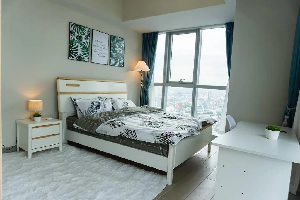 A2J Luxury 3Br Uptown Balcony Bgc Suite Near Mall Manila
